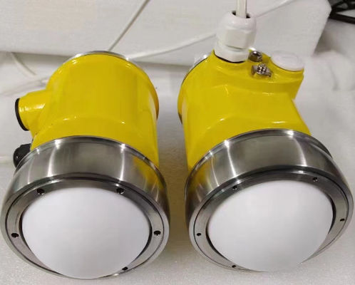 Customized Radar Level Sensor Liquid Solid High Precision Simple Operate